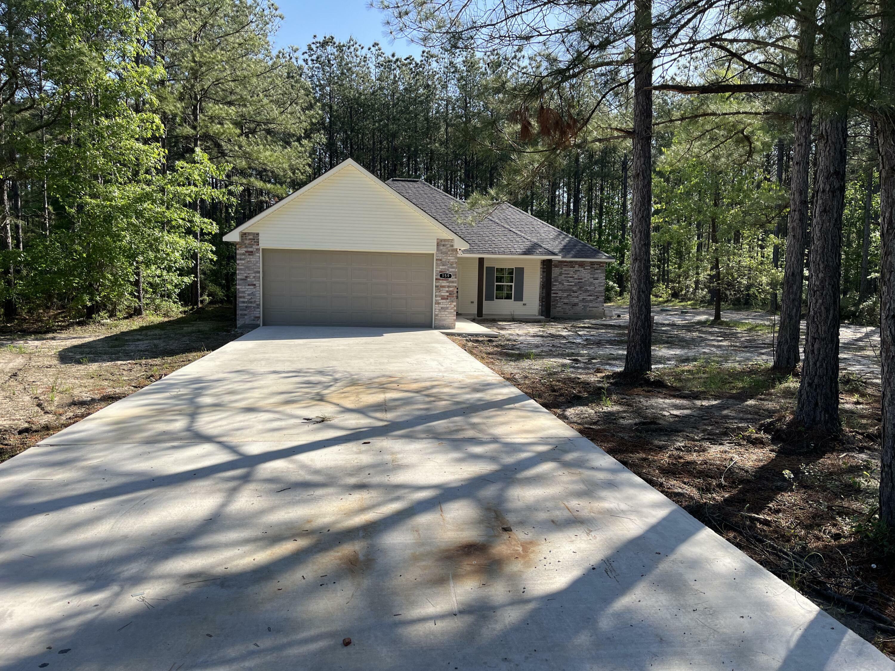 Property Photo: 159 Steel Magnolia Ln LA 71403