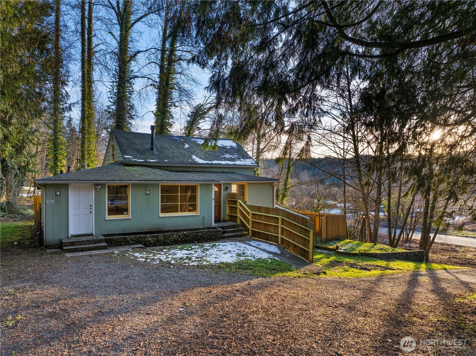 15132  148th Avenue NE  Woodinville WA 98072 photo
