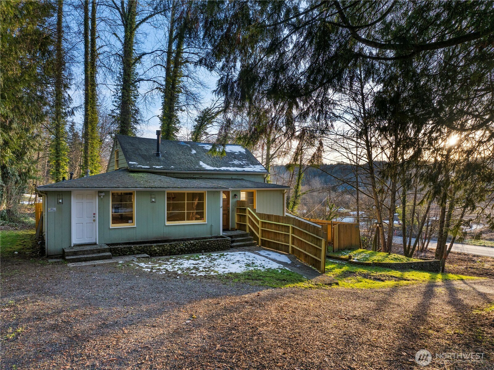 Property Photo: 15132 148th Avenue NE WA 98072