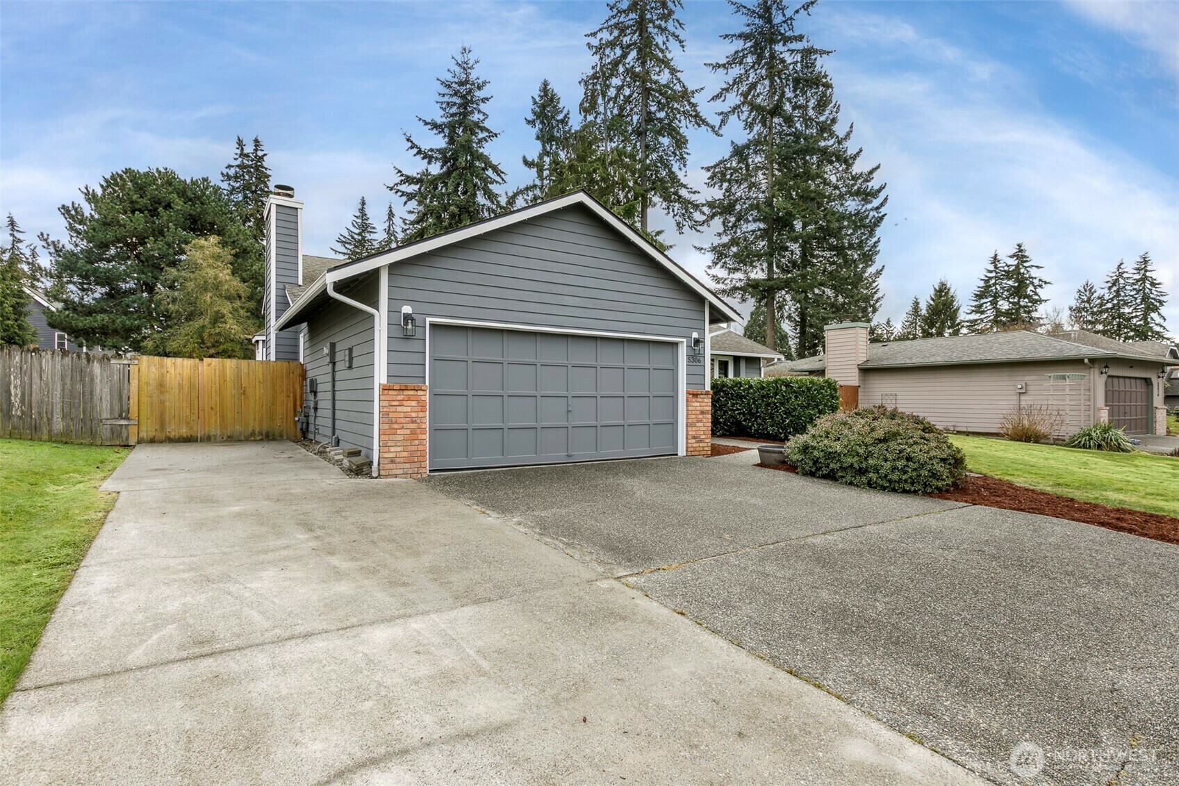 Property Photo:  5306  169th Place SW  WA 98037 