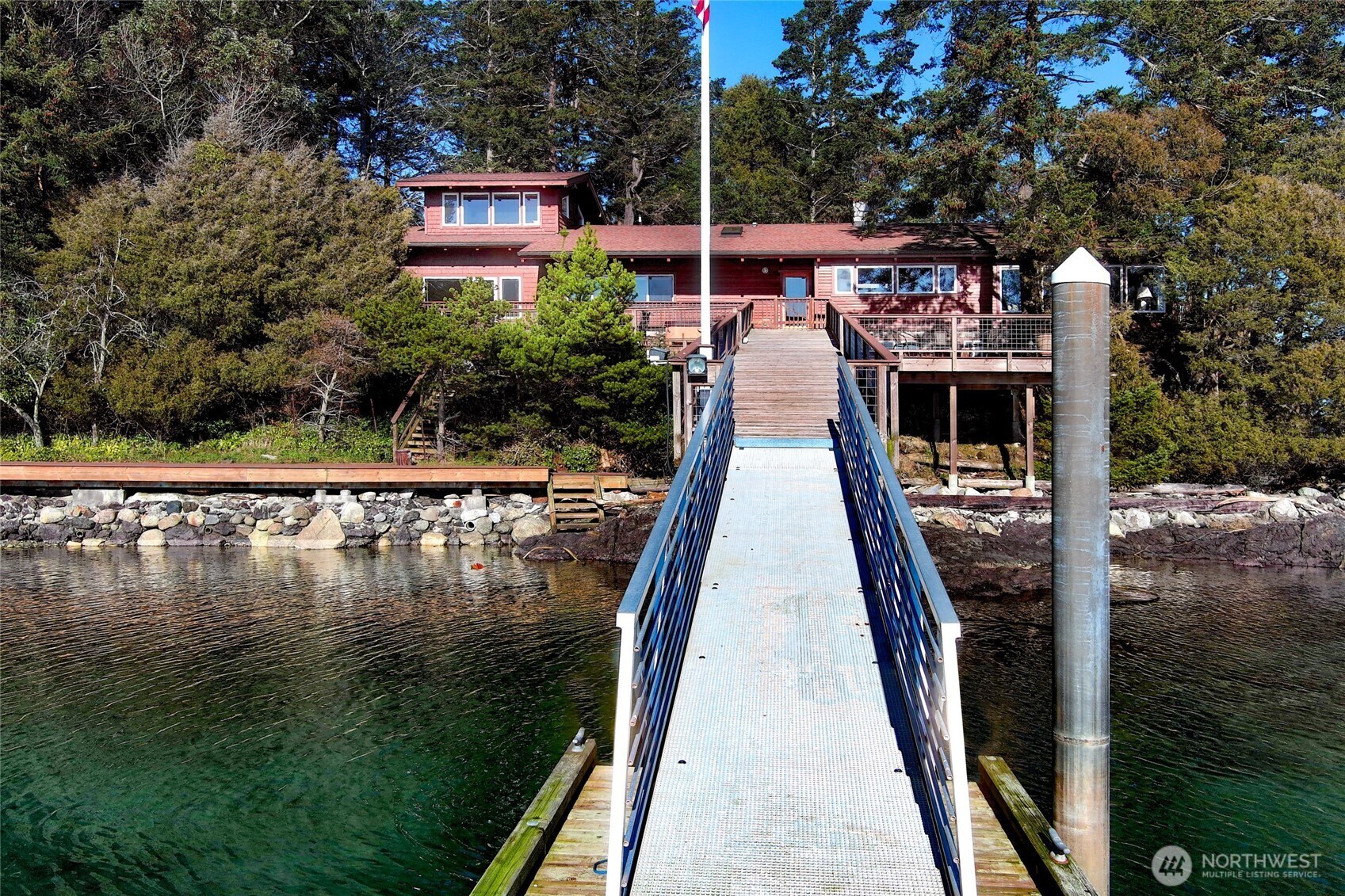Property Photo: 15 Brown Island WA 98250