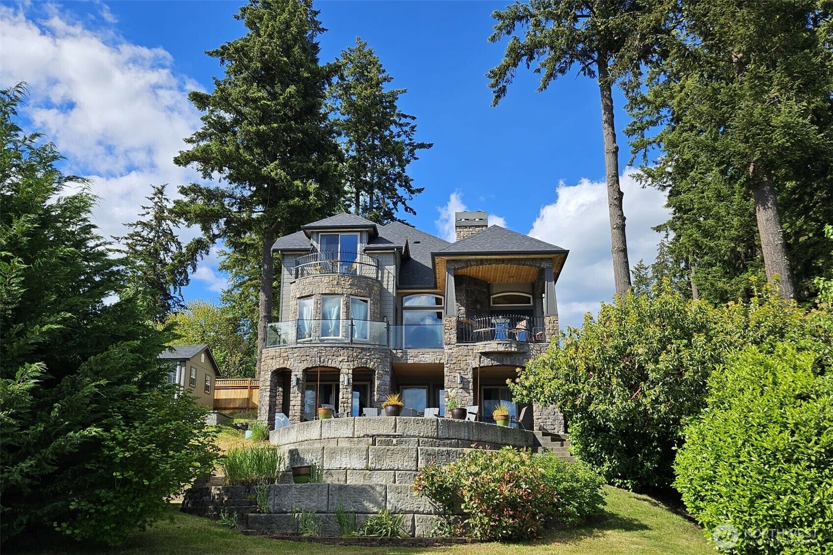 Property Photo:  15718  Scenic Shores Drive SE  WA 98597 