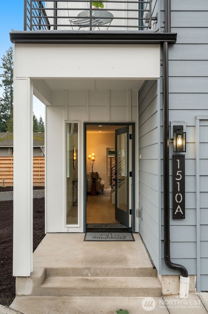 1520 H  Hollow Dale Place H  Everett WA 98204 photo