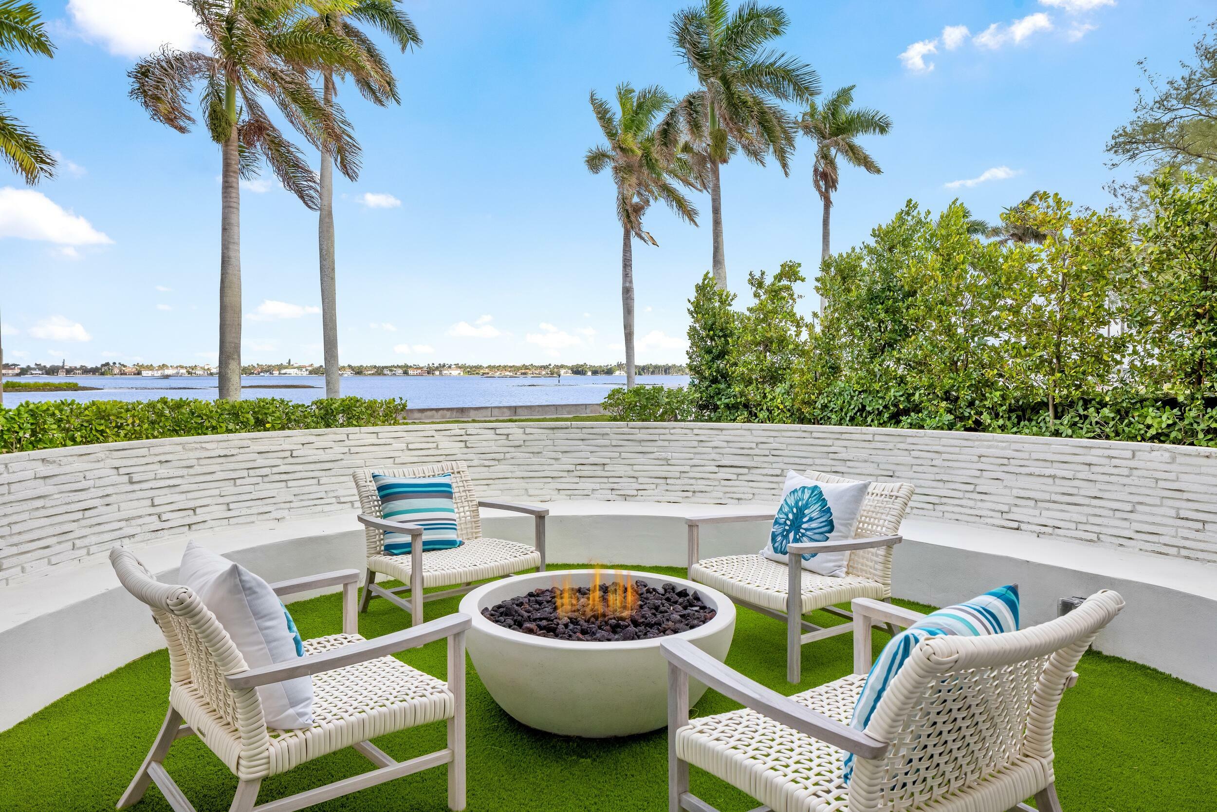 Property Photo: 2745 S Flagler Drive FL 33405
