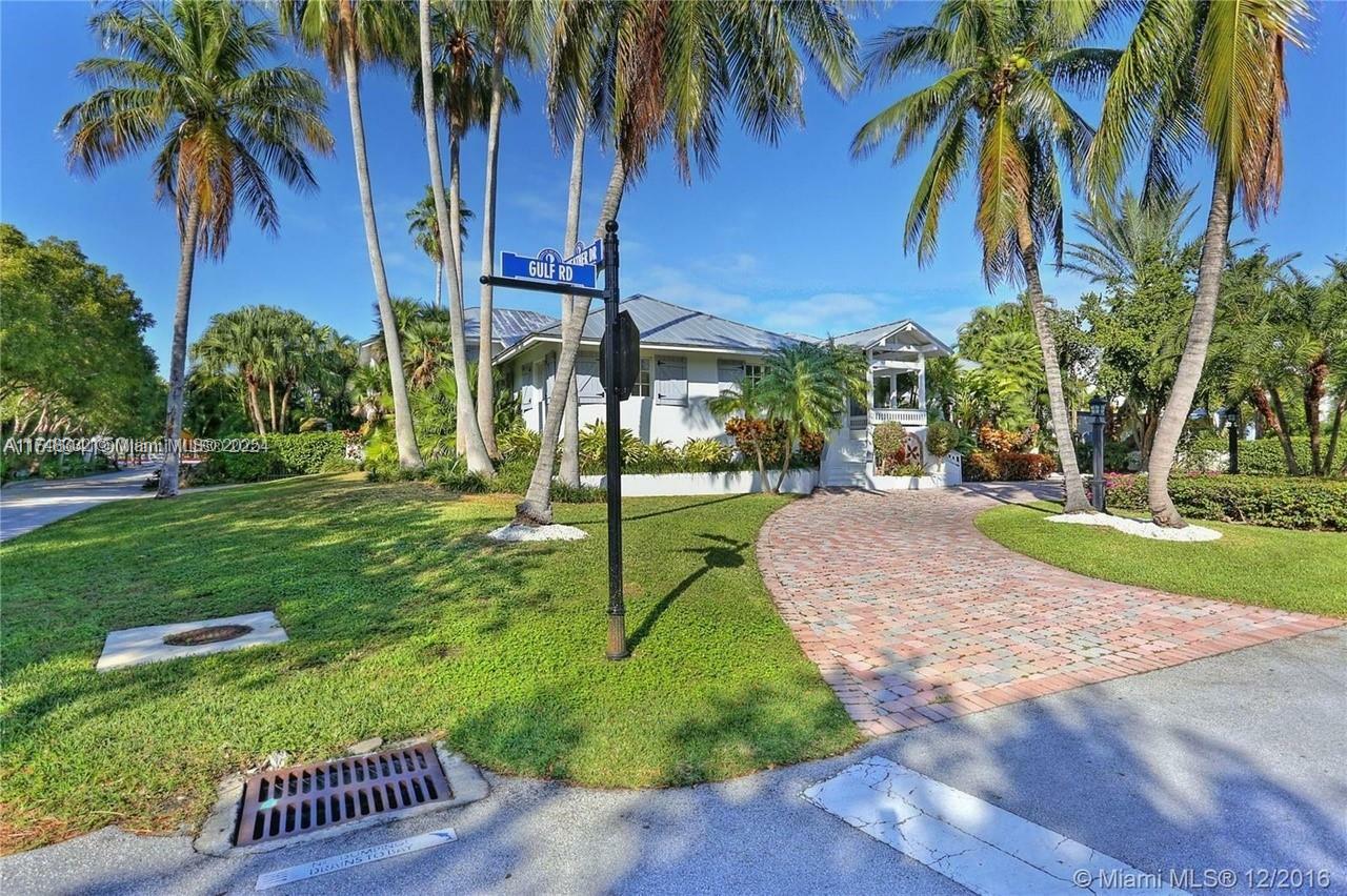 Property Photo:  390 Gulf Rd  FL 33149 