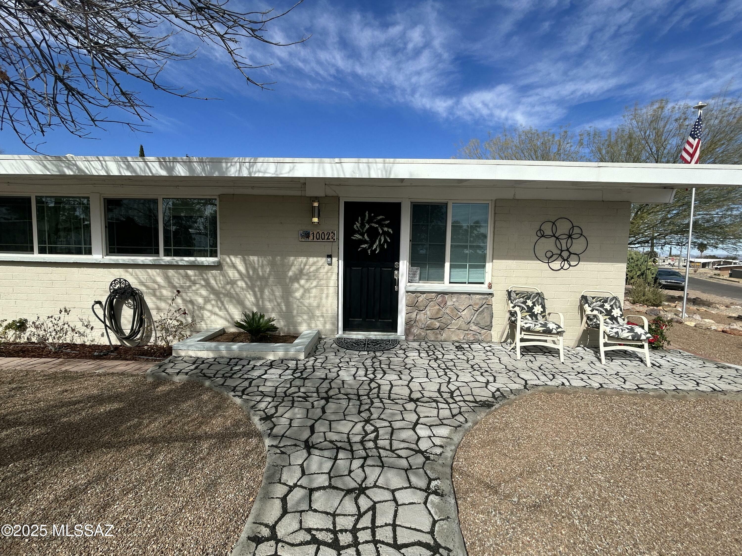 Property Photo:  1002 W 3rd Avenue  AZ 85631 