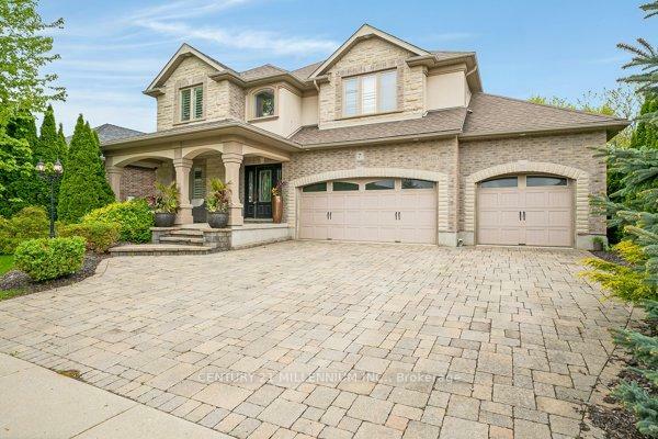 Property Photo: 7 Jacob Gingrich Drive ON N2P 2X8