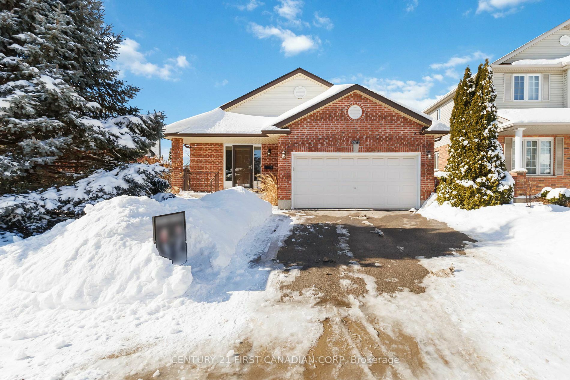 Property Photo:  256 Whitesands Dr  ON N6M 1H9 