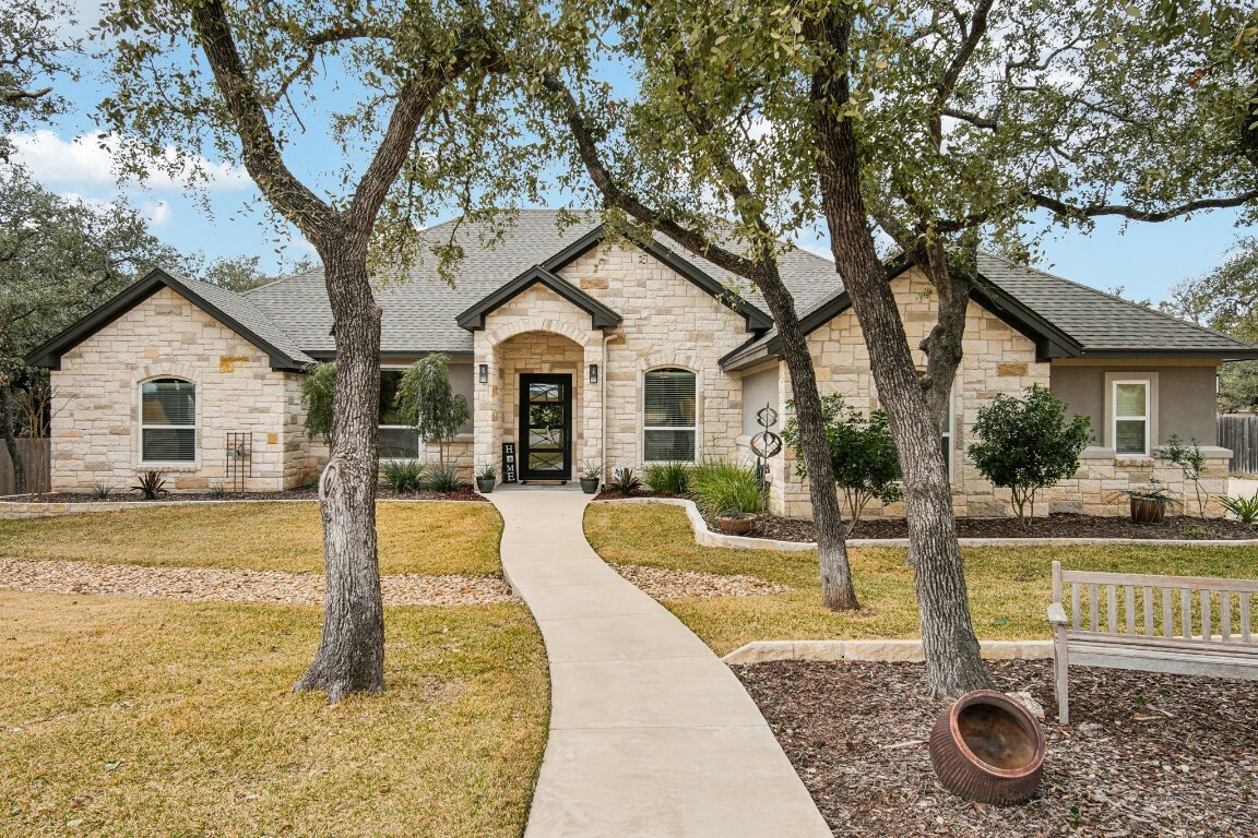 Property Photo: 1614 Bosque Lago Drive TX 76513