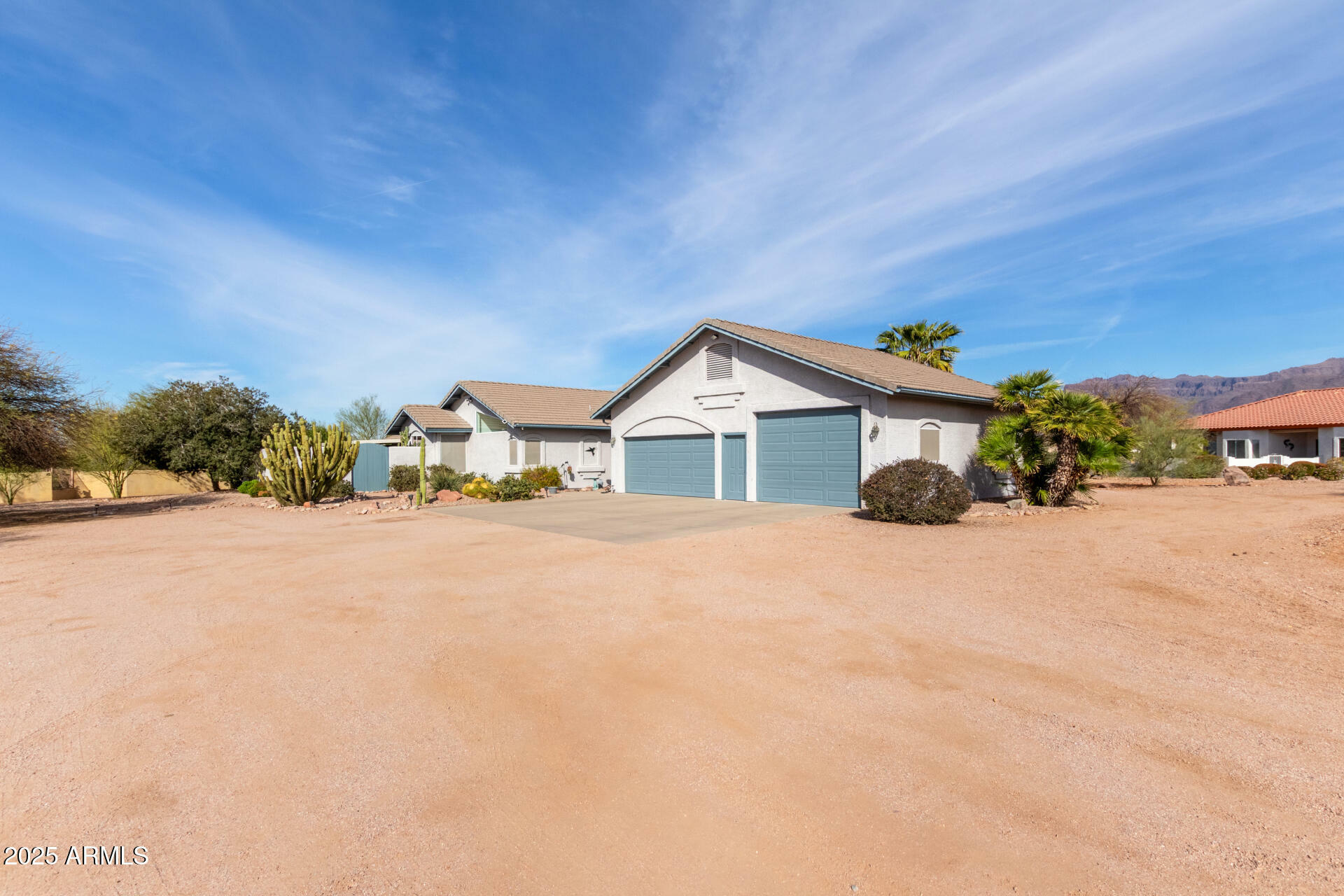 Property Photo: 6404 S Lazy Lane AZ 85118