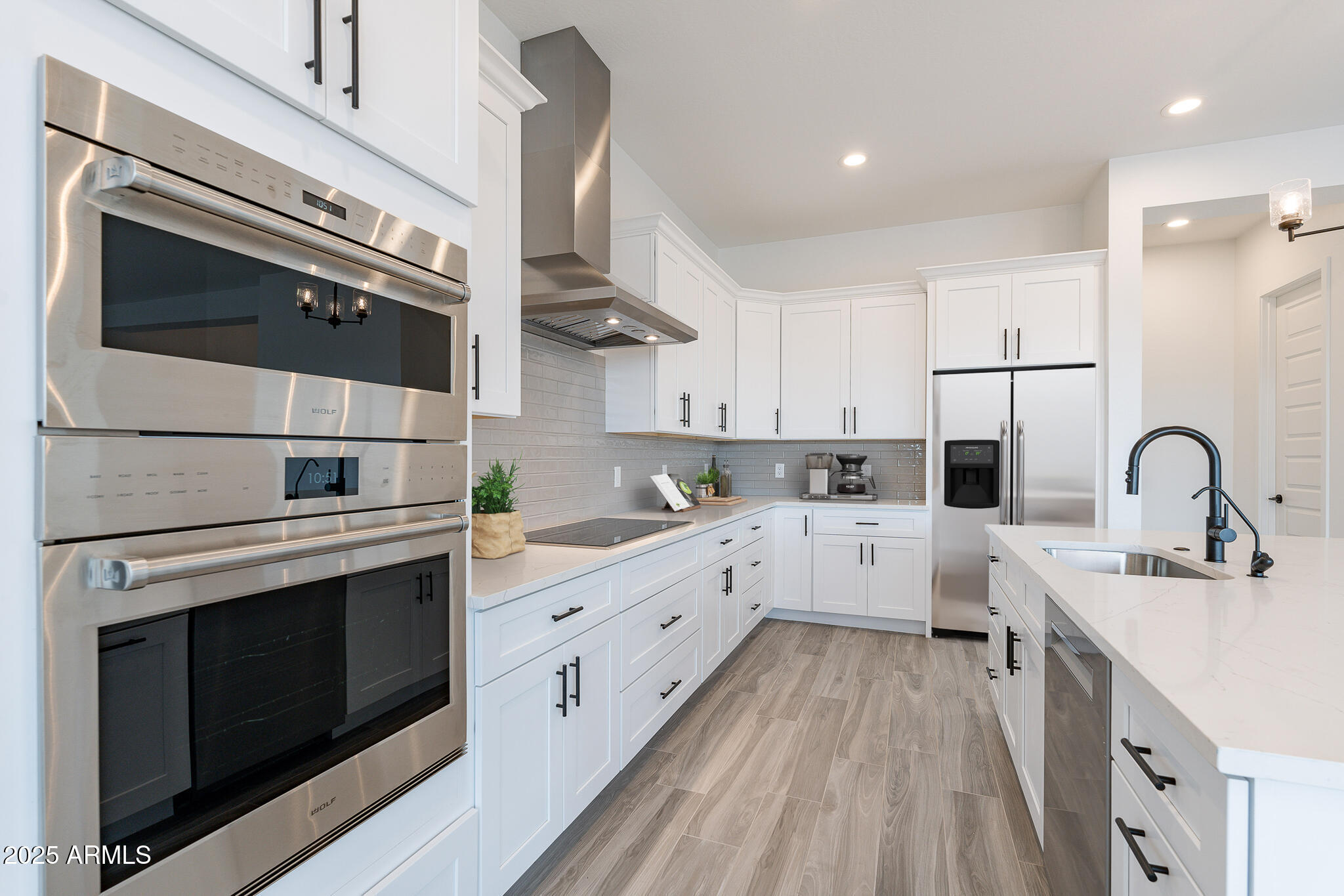 Property Photo: 9278 E Cloudview Avenue AZ 85118
