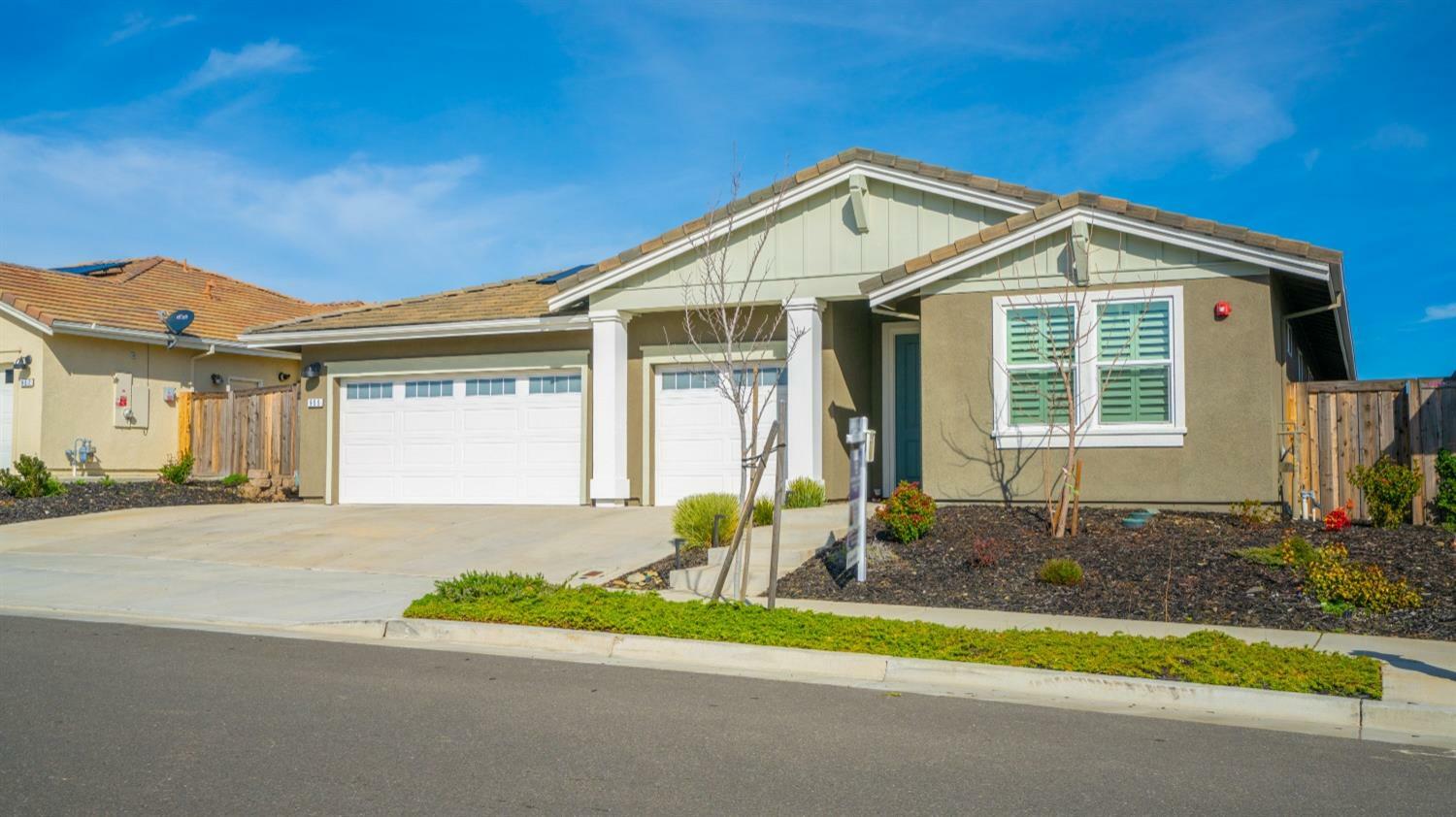 Property Photo:  955 Vasey Street  CA 95694 