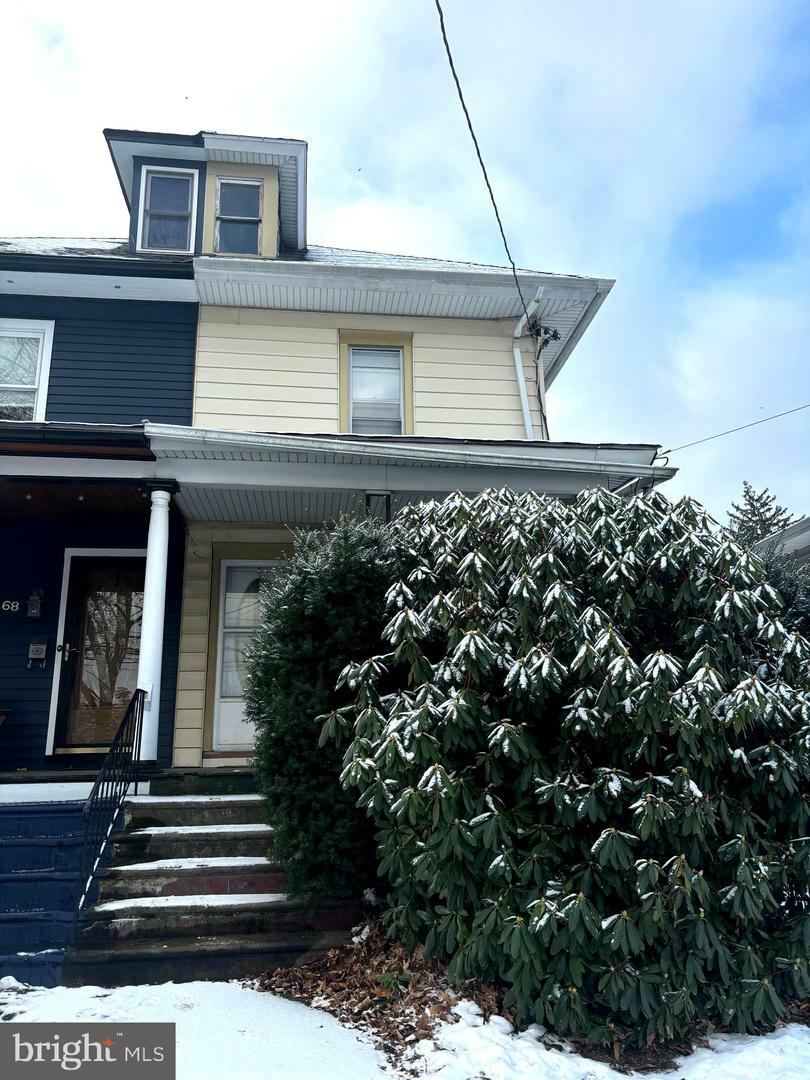 Property Photo:  70 Grove Street  NJ 08033 