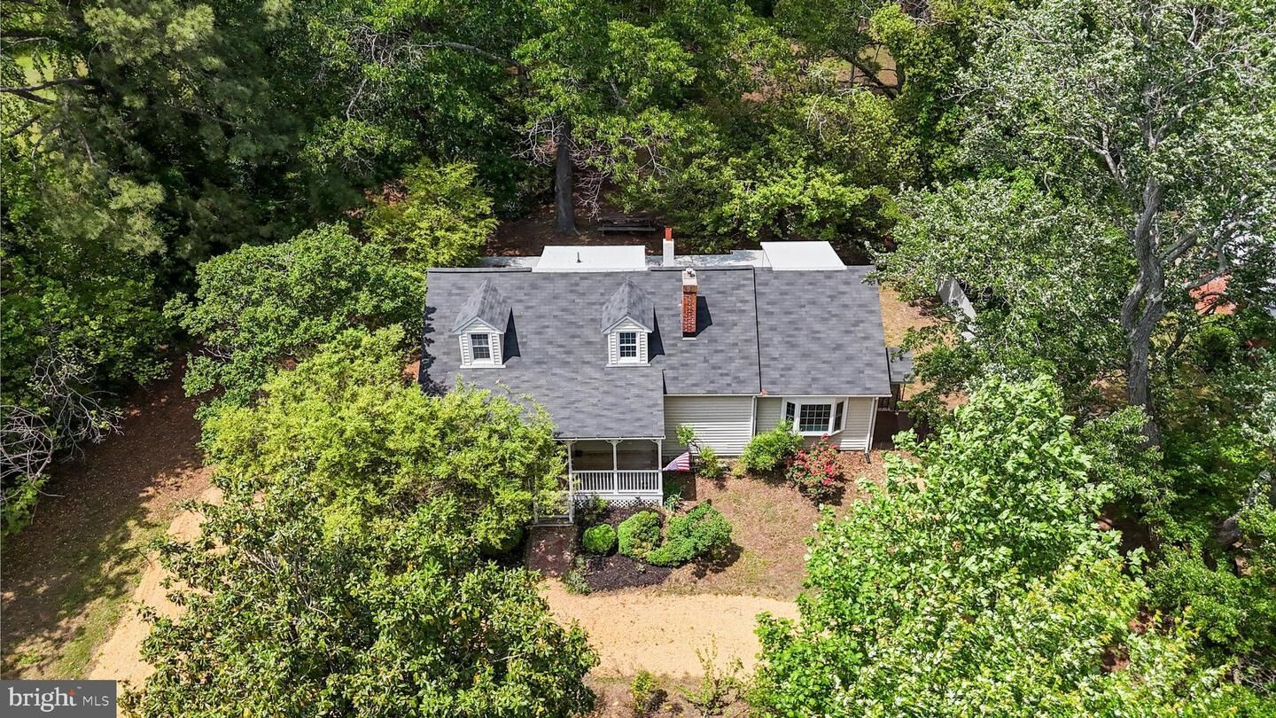 Property Photo:  24655 Hollywood Road  MD 20636 