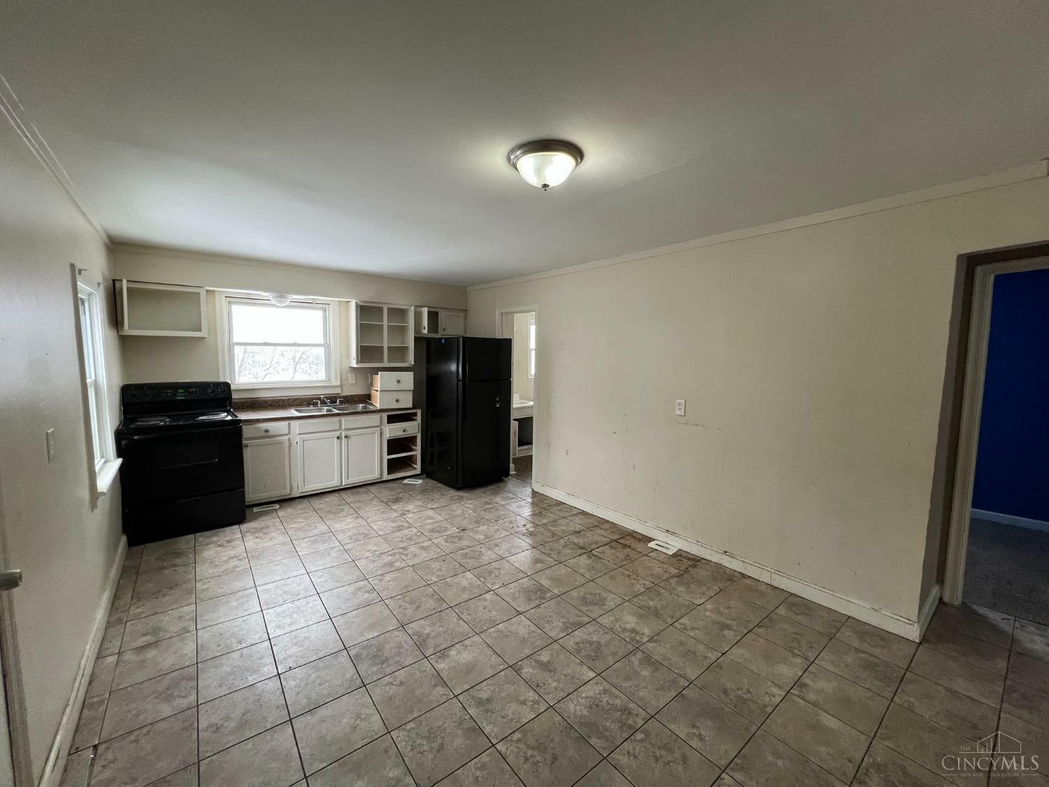 Property Photo:  5753 Boomer Road  OH 45247 