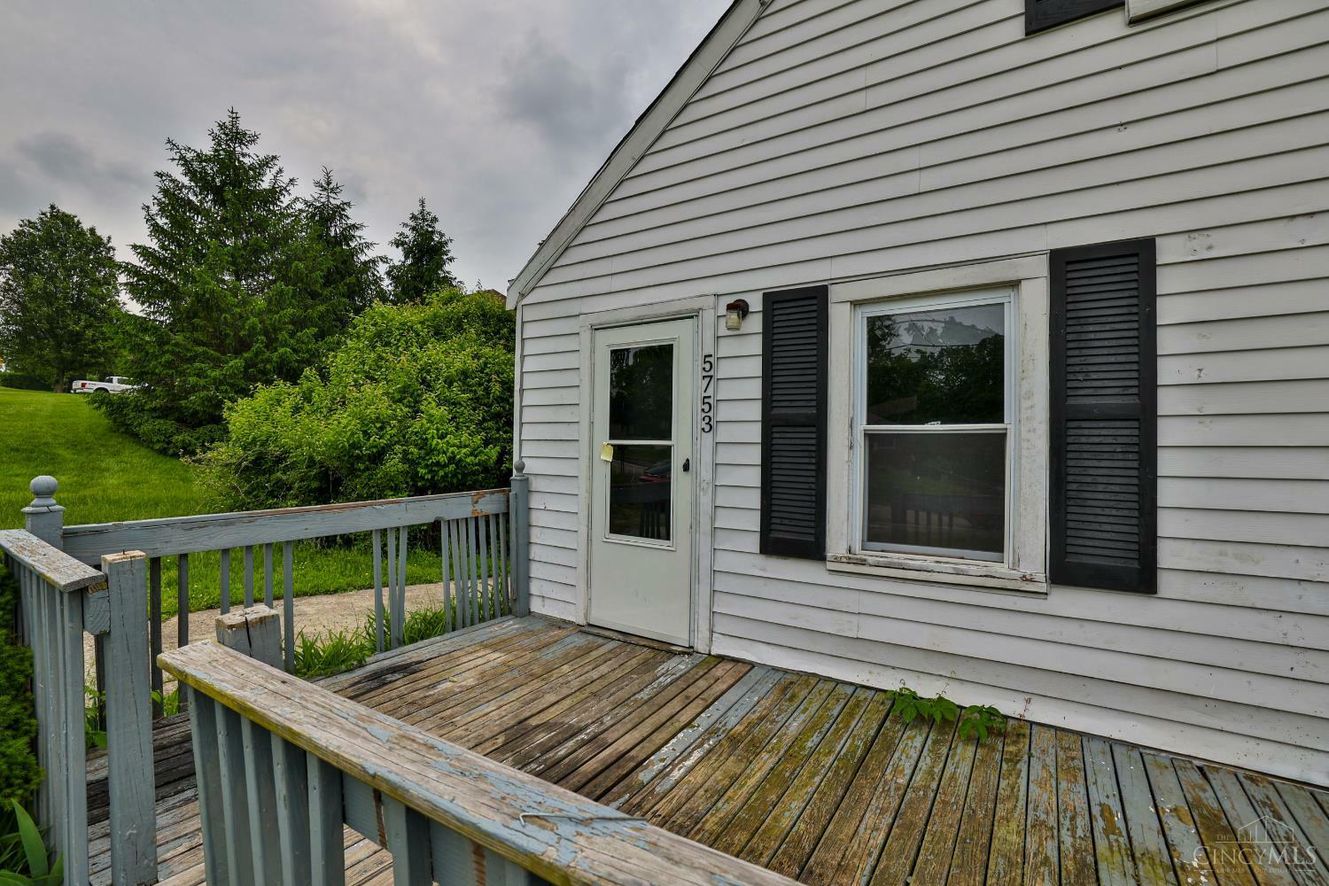 Property Photo: 5753 Boomer Road OH 45247