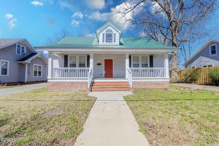 313 W College Street  Brownsville TN 38012 photo