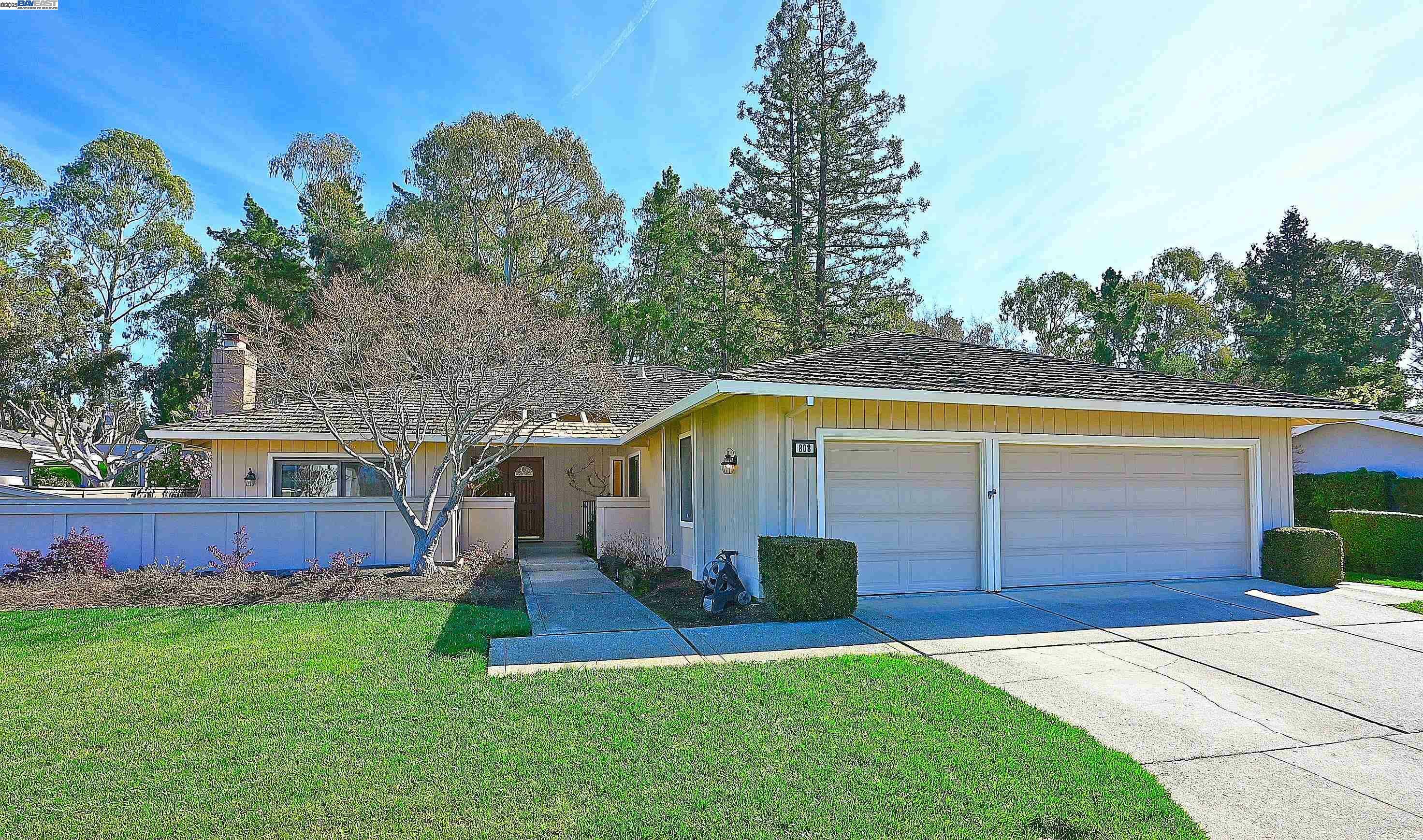 Property Photo:  808 Saint George Rd  CA 94526 