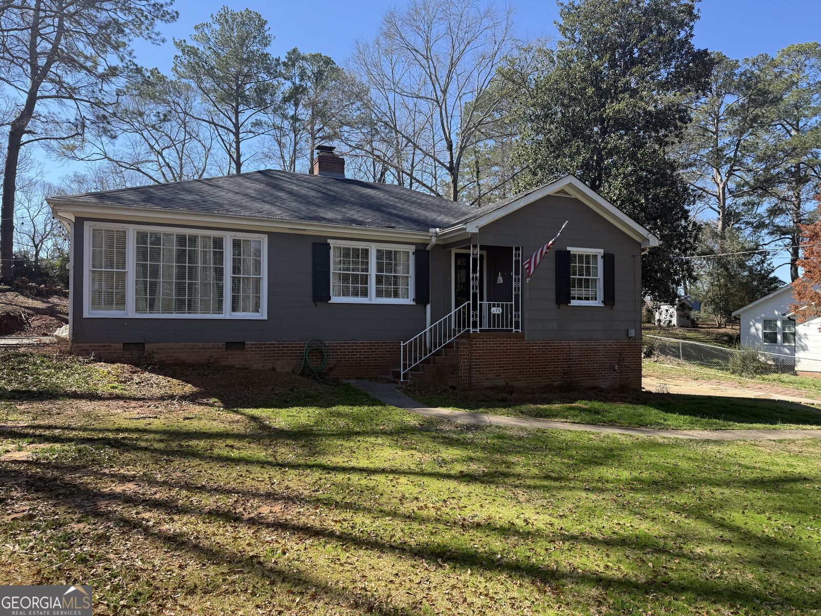 Property Photo:  425 Gordon Circle  GA 30240 