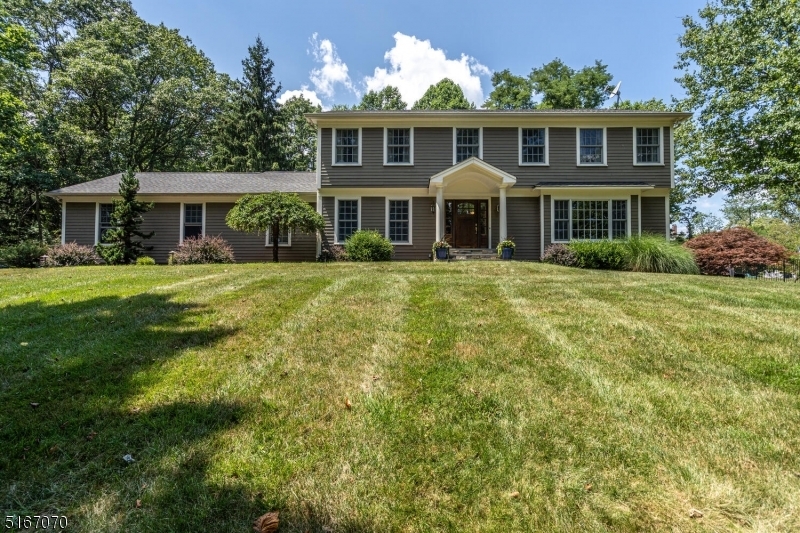 Property Photo:  95 Country Acres Dr  NJ 08827 