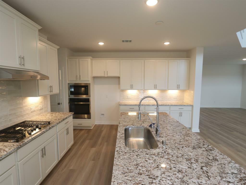 Property Photo:  1803 Live Springs Way  TX 77471 