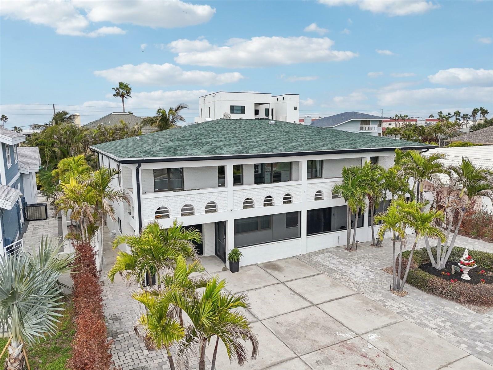 Property Photo: 2710 Hibiscus Drive W FL 33786