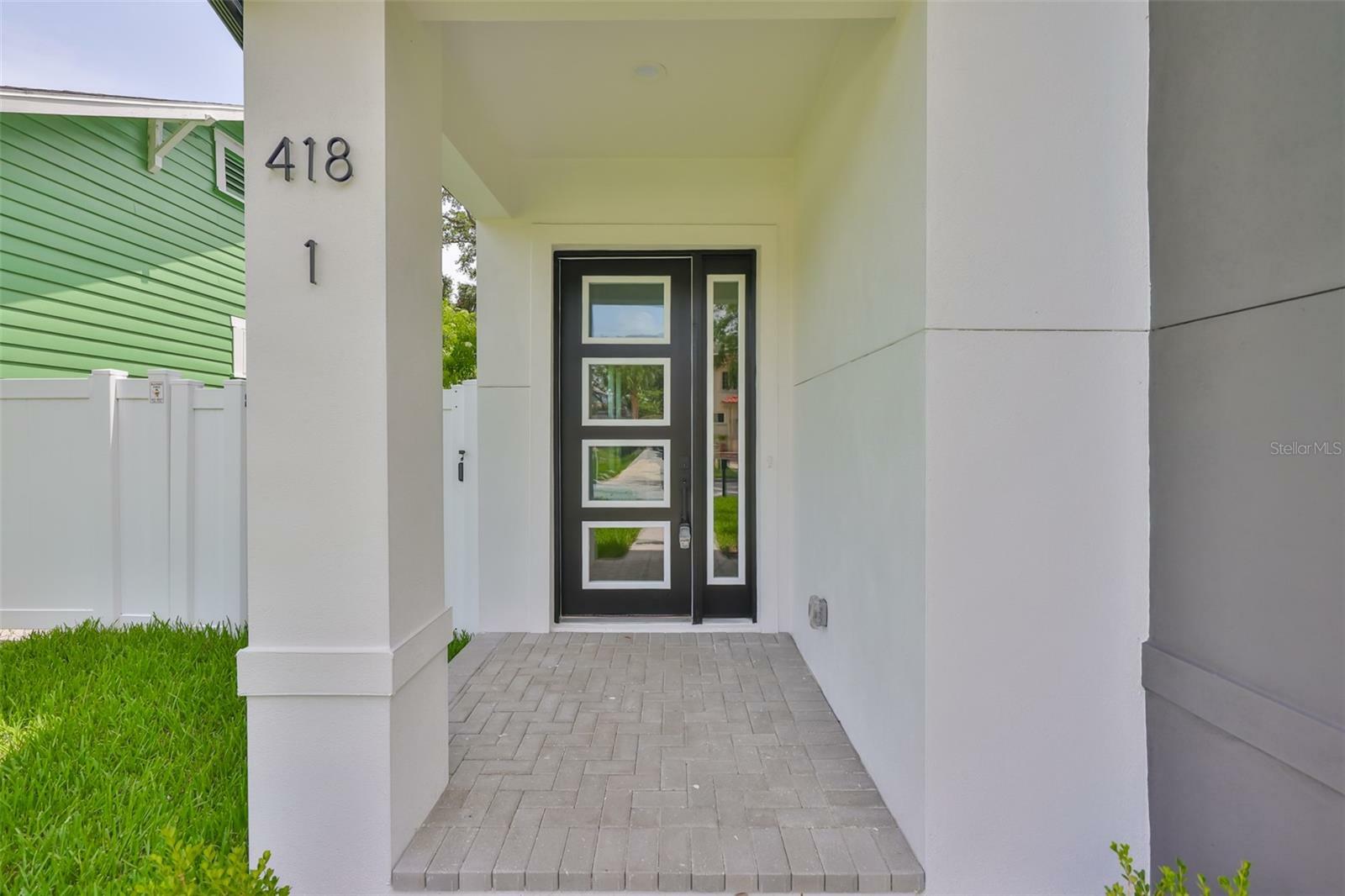 Property Photo:  418 W Frances Avenue 2  FL 33602 