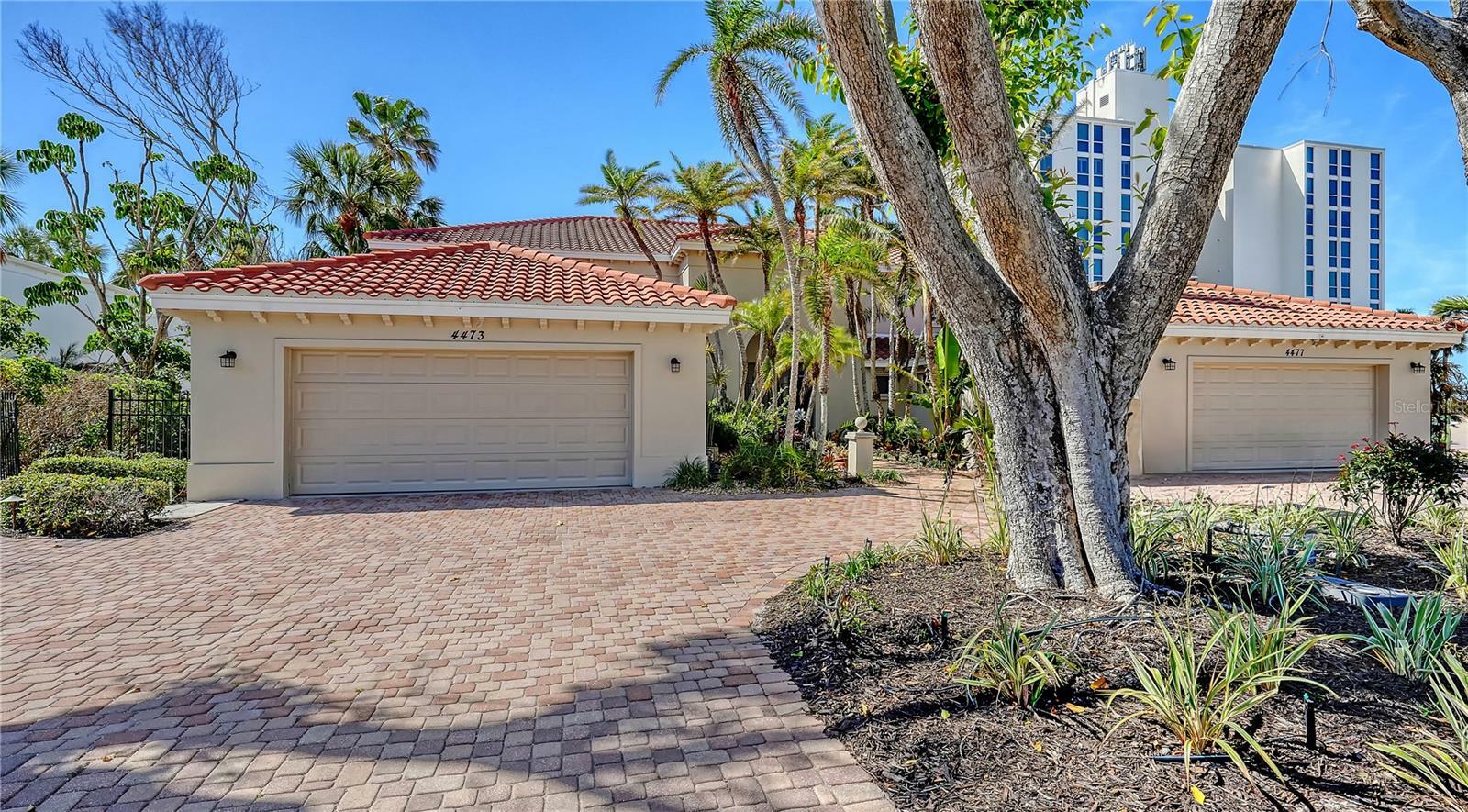 Property Photo: 4473 Gulf Of Mexico Drive FL 34228