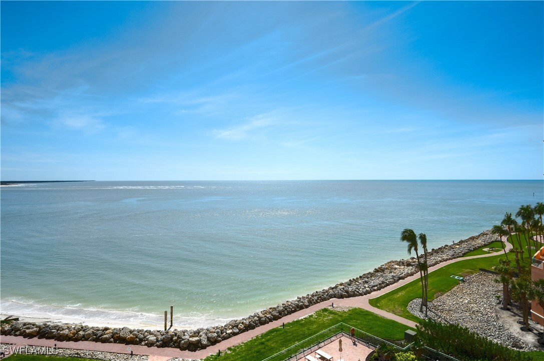 Property Photo: 980 Cape Marco Drive 706 FL 34145