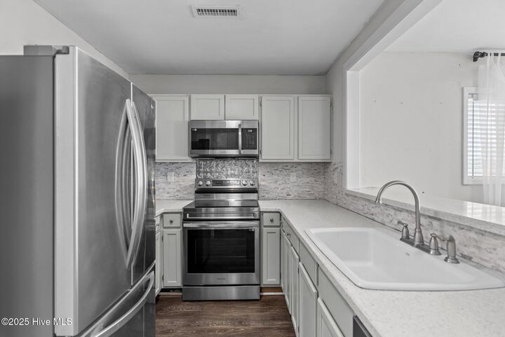 Property Photo: 1437 Fort Fisher Boulevard I1 NC 28449