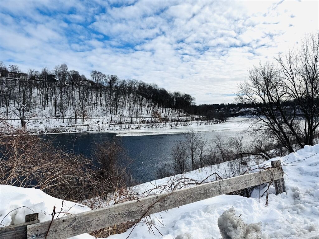 Property Photo:  222 Stackpole St 12  MA 01852 