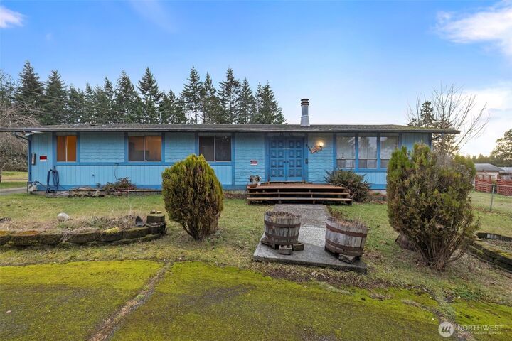 Property Photo: 2090 SE Lund Avenue WA 98366