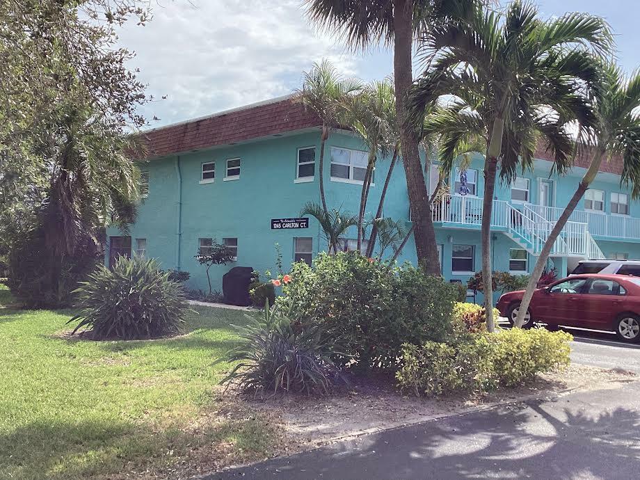 Property Photo: 1245 N Carlton Court 206 FL 34949