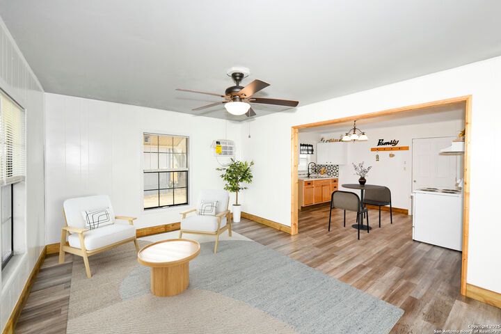 Property Photo:  429 Palo Alto  TX 78073 