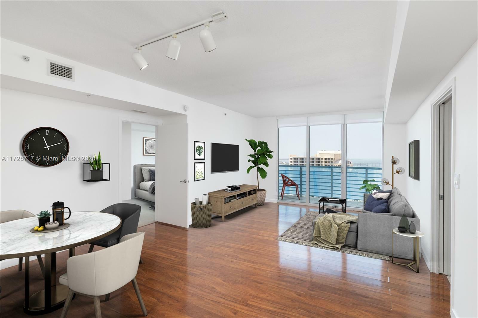 Property Photo:  335 S Biscayne Blvd 3207  FL 33131 