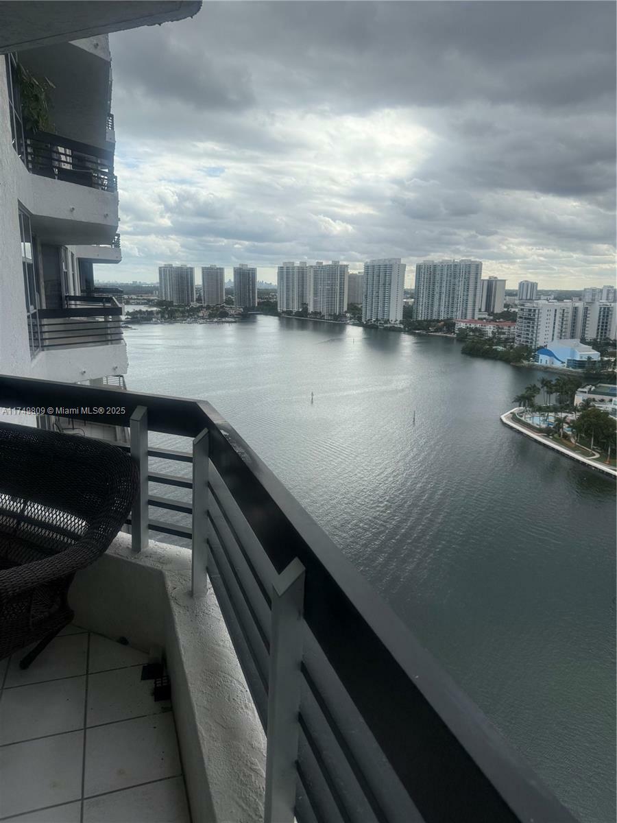 Property Photo:  3530 Mystic Pointe Dr 2303  FL 33180 