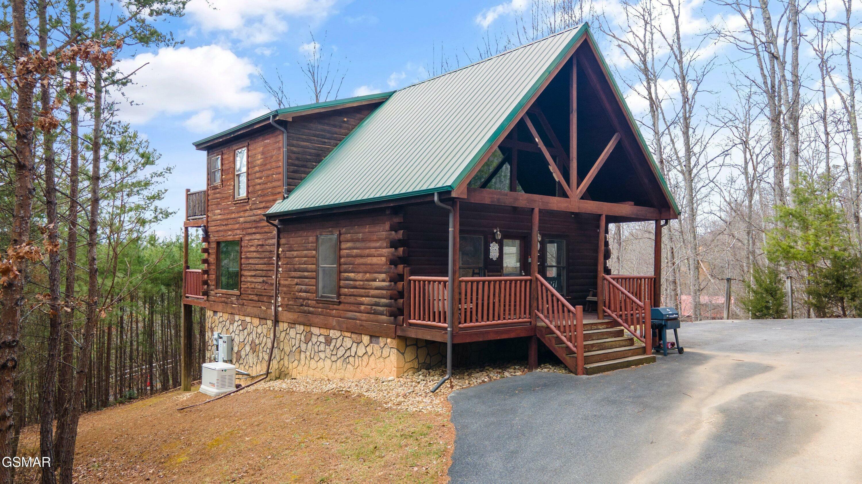 Property Photo: 2220 Breezy Road Road TN 37876