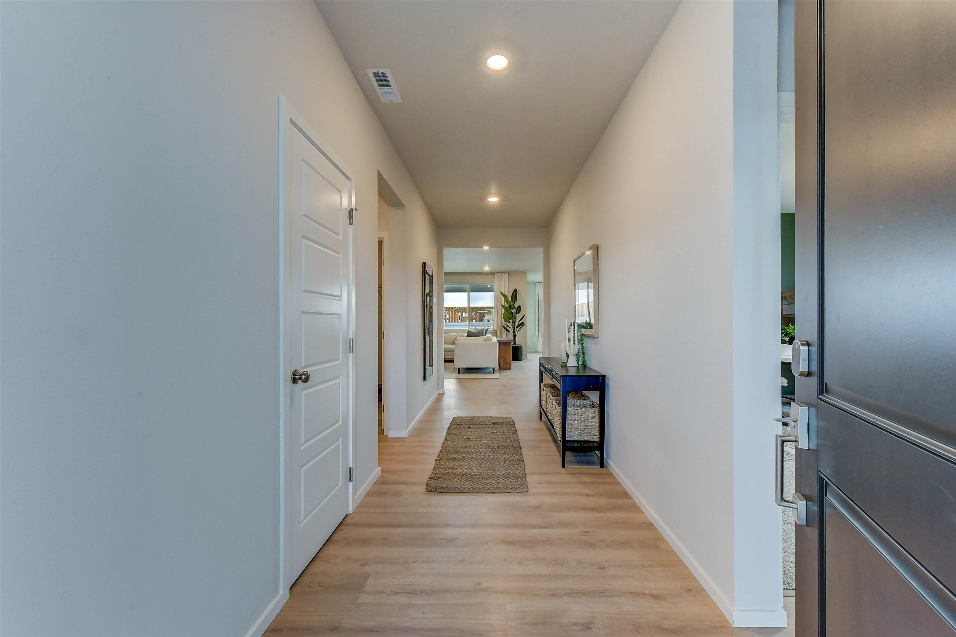 Property Photo: 7150 S Boulder Ridge Dr WA 99224