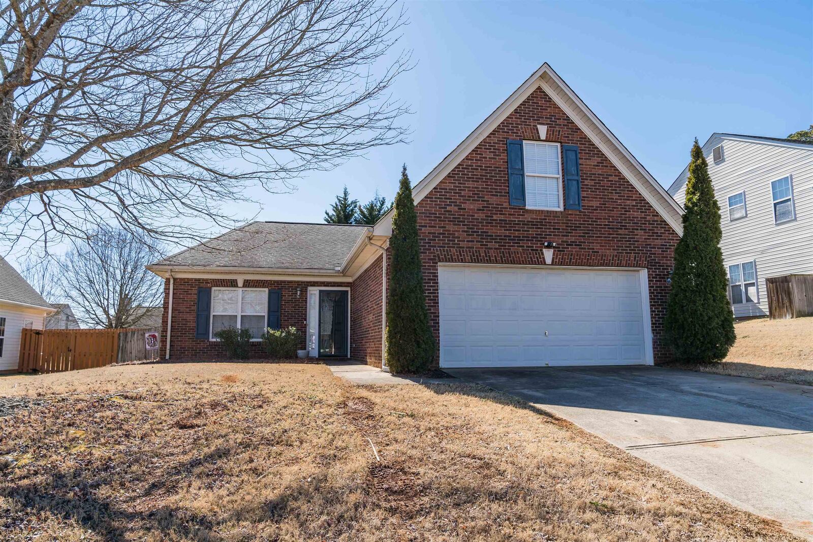 Property Photo: 863 Thornbird Circle SC 29316