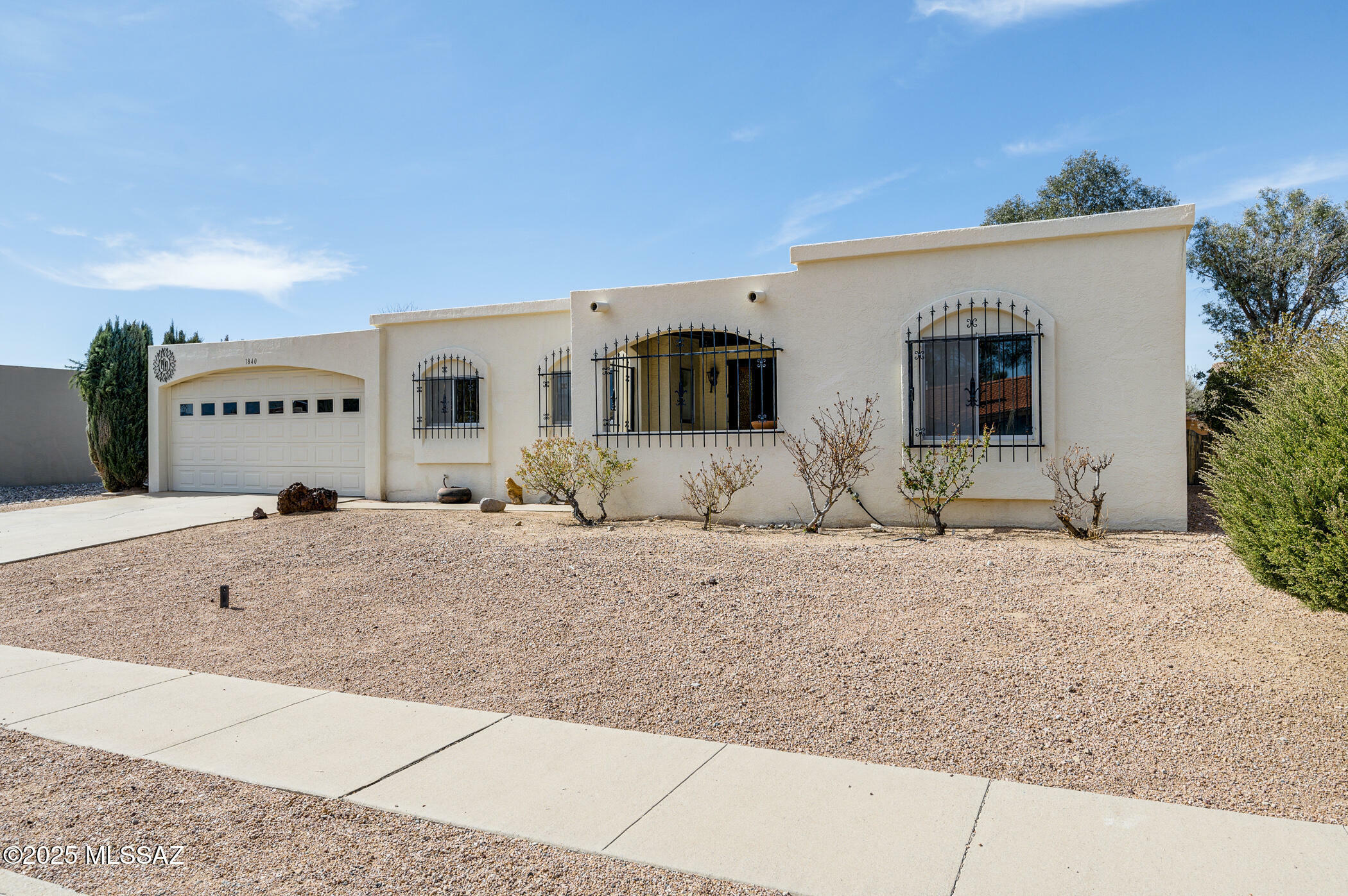 Property Photo:  1840 S Santa Carla Drive  AZ 85614 