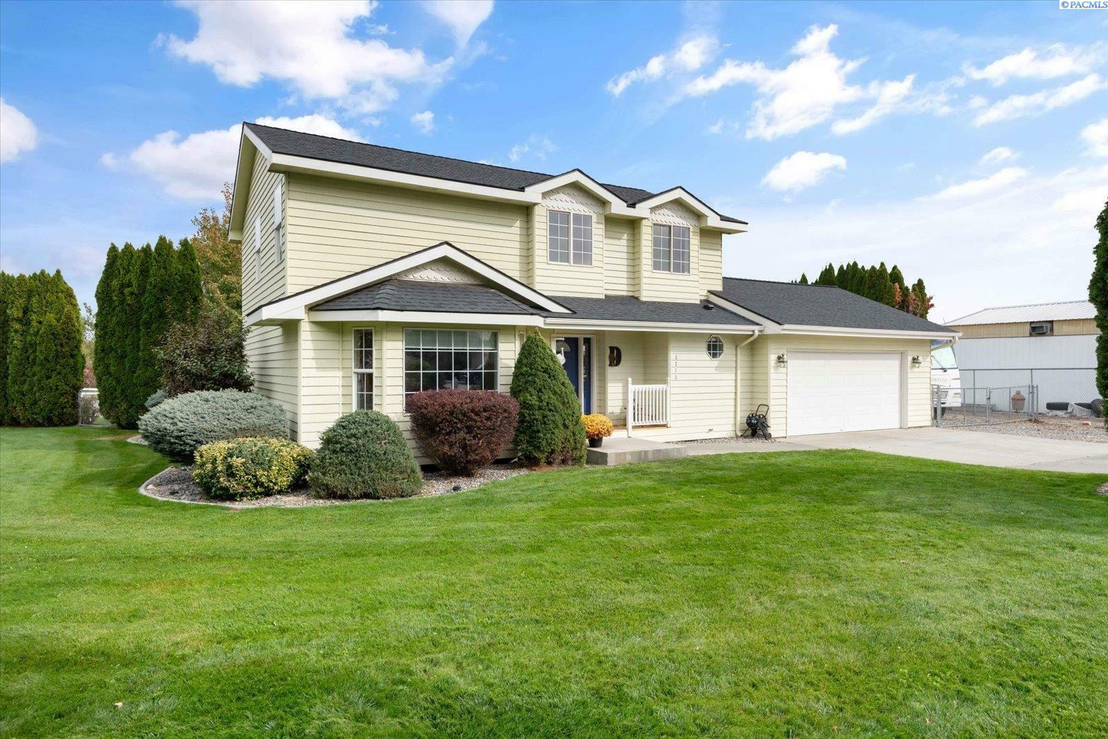Property Photo: 2212 Washington Ct WA 99353