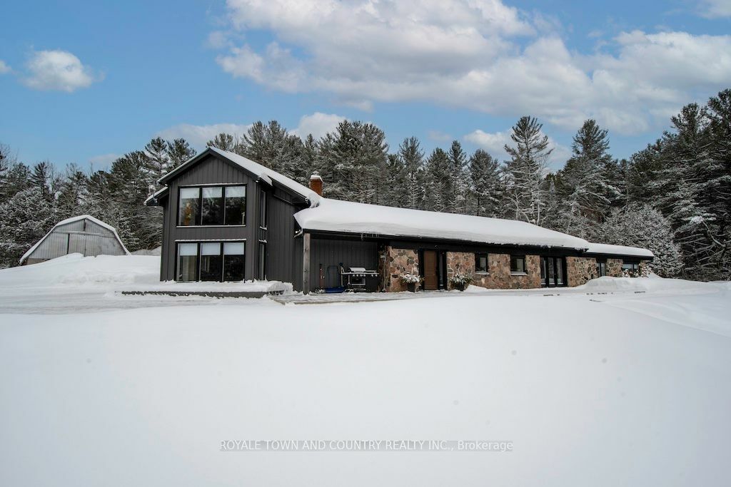 829 Peace Rd  Kawartha Lakes ON K0L 2W0 photo