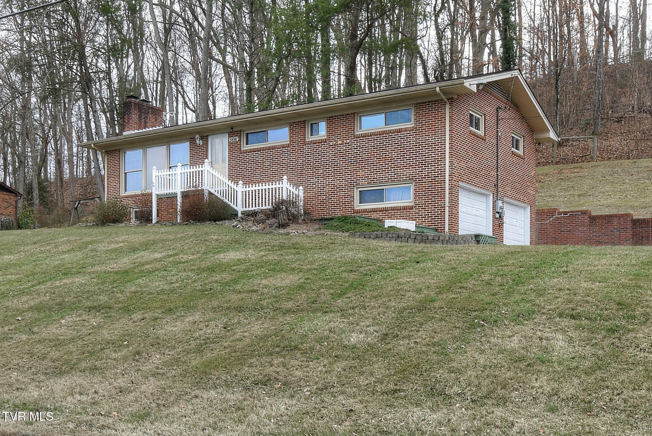 Property Photo: 5641 Cochise Trail TN 37664