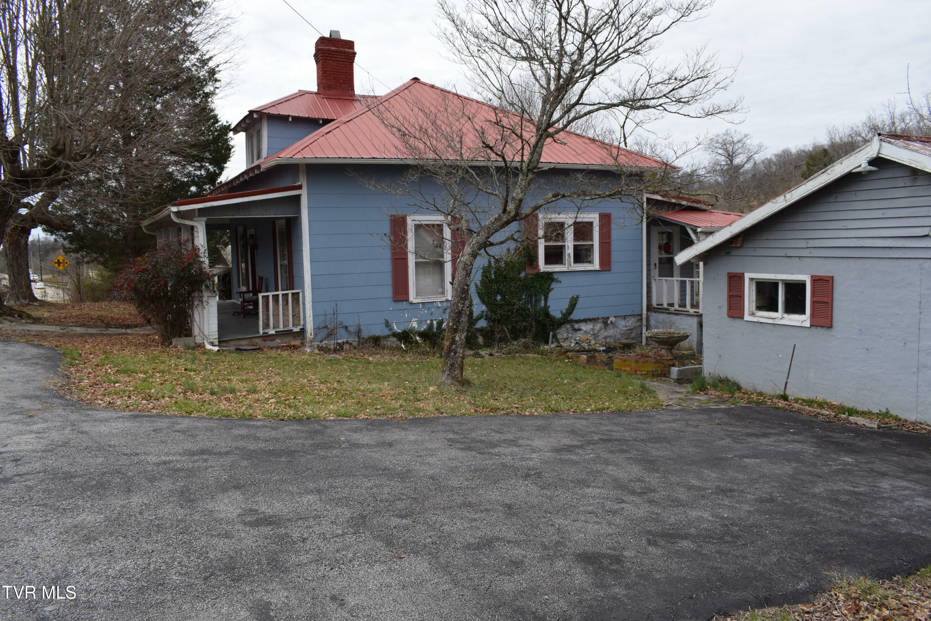 Property Photo:  1624 Old State Route 34  TN 37690 