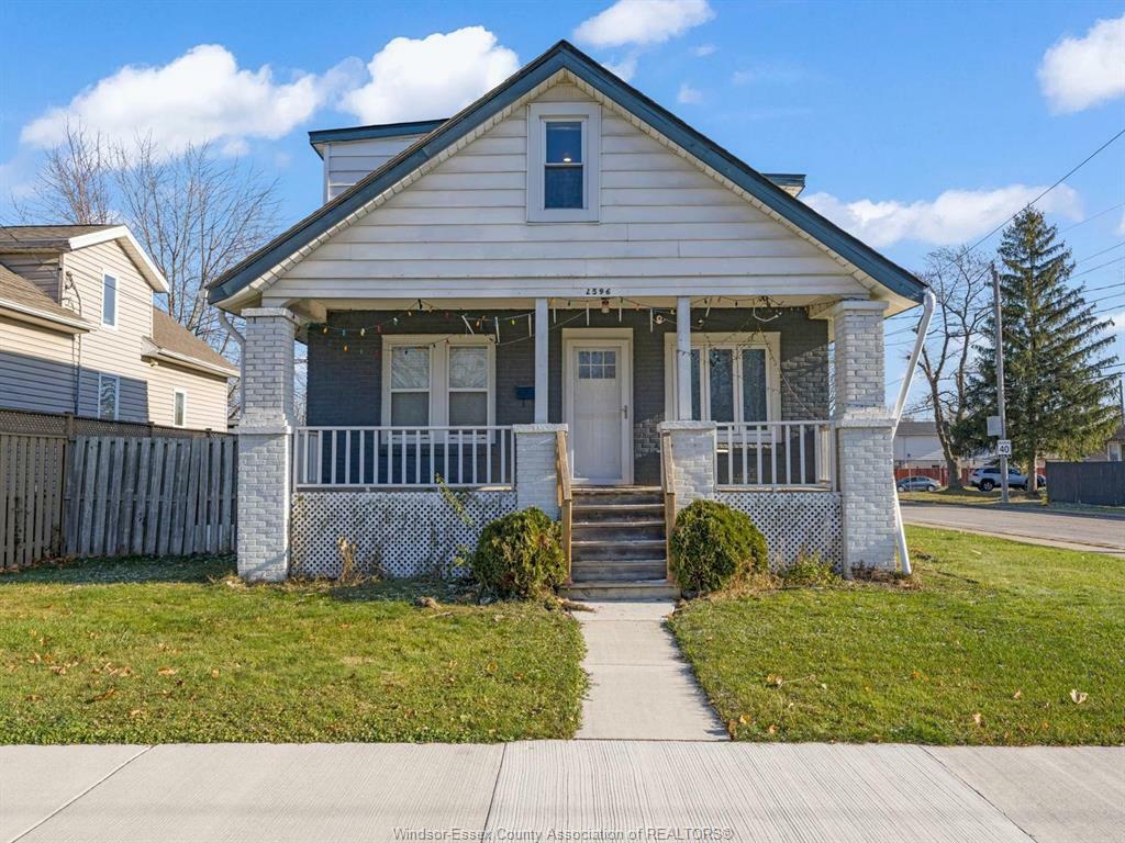 2596 Jos St. Louis Avenue  Windsor ON N8T 2M5 photo