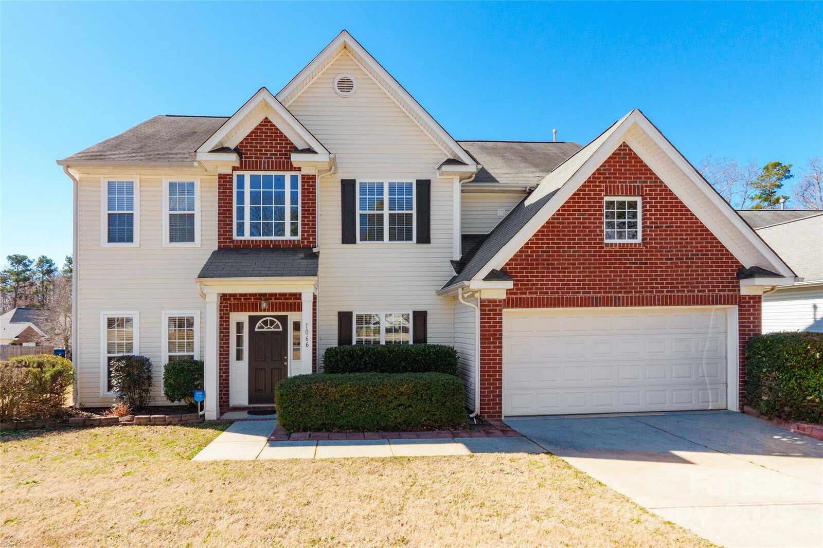 Property Photo: 1066 Streamlet Way NC 28110