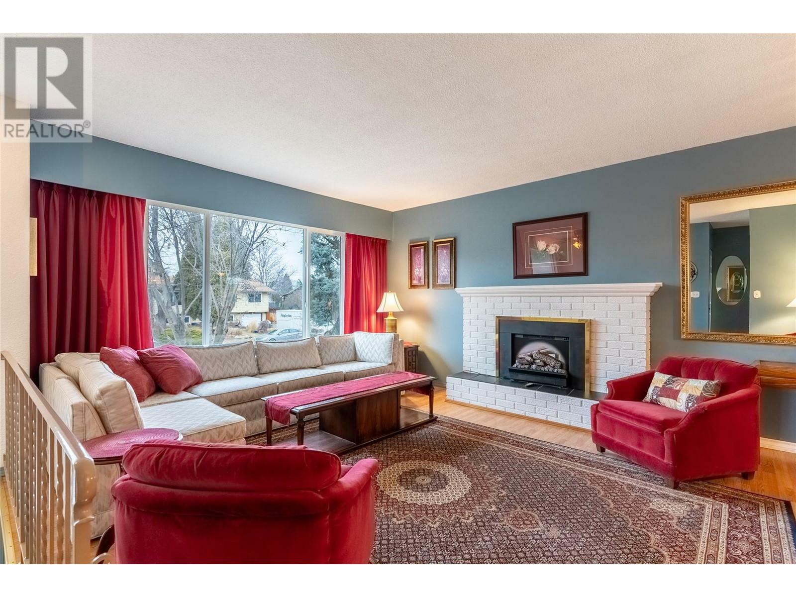 Photo de la propriété:  283 Chetwynd Drive  BC V2H 1L7 