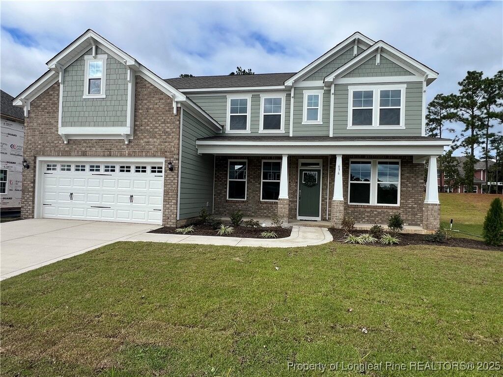 Property Photo: 636 Cresswell Moor Way NC 28311