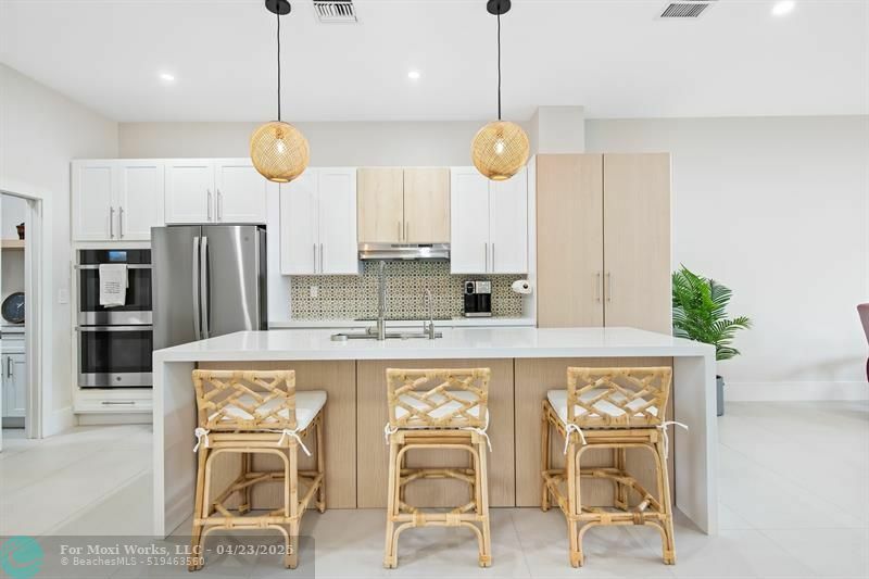 Property Photo: 91 Hendricks Isle FL 33301