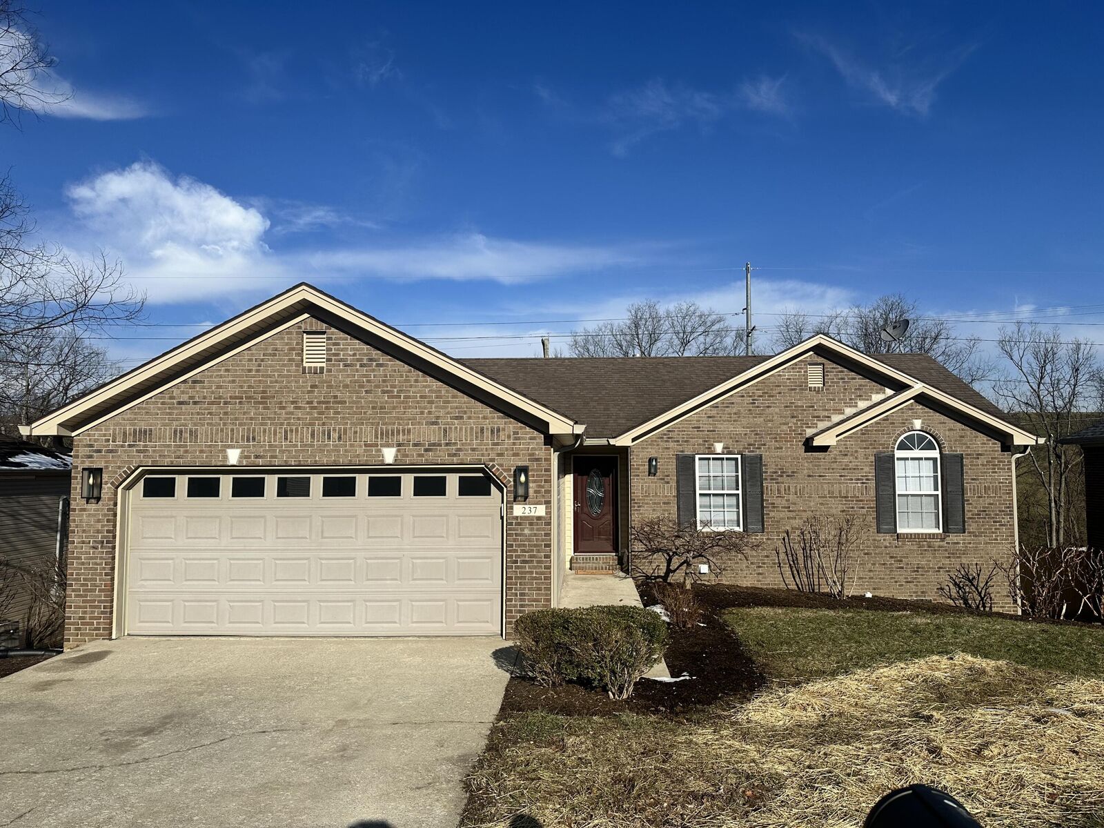 Property Photo:  237 Forest Ridge Drive  KY 40601 